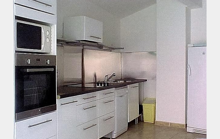 Annonces MAGALAS : Appartement | MAGALAS (34480) | 85 m2 | 520 € 