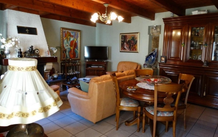 Annonces MAGALAS : Maison / Villa | LESPIGNAN (34710) | 88 m2 | 140 000 € 
